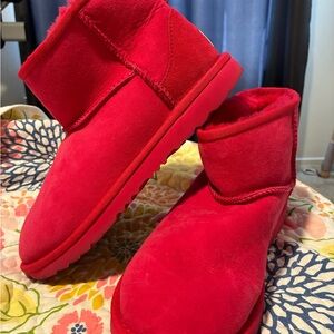 Cozy Pink Ugg Minis